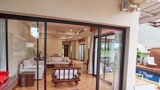 Villa Laguna Links Others