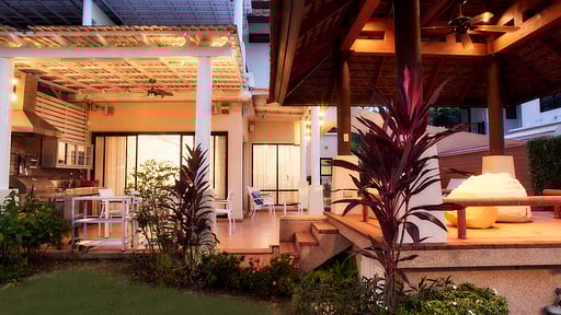 Villa Laguna Links Others