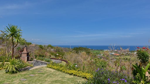 Villa Lakshmi Lovina Garden