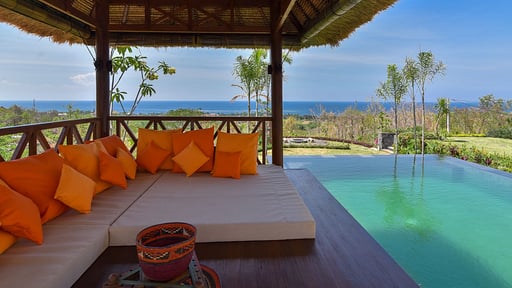 Villa Lakshmi Lovina Gazebo