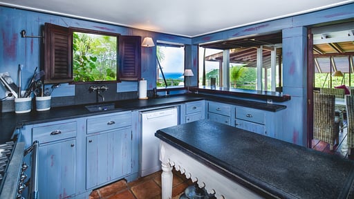 Villa Lama Kitchen