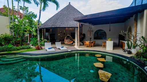 Villa Lamoon Swimming pool