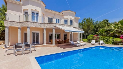 Villa Larena Piscina