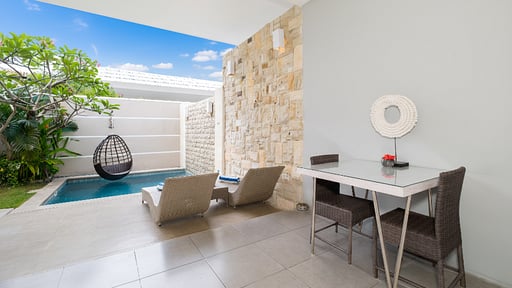 Villa Larimar Dining area