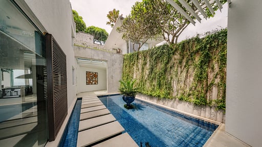 Villa Latitude Others