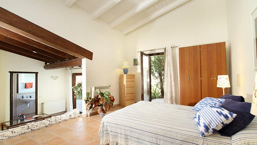 Cal Xino Dormitorio 1