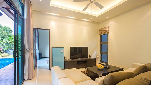 Villa Laut Phuket Living room