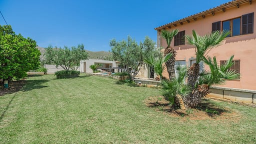 Garriga Del Villa Garden