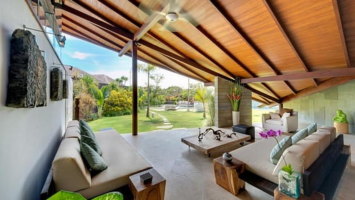 The Layar Four bedroom Villa Woonkamer