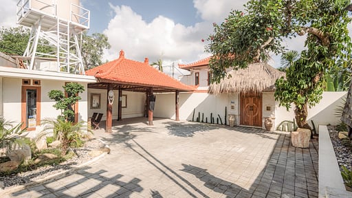 Villa Layla Cabana Parking areas