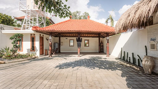 Villa Layla Cabana Parking areas