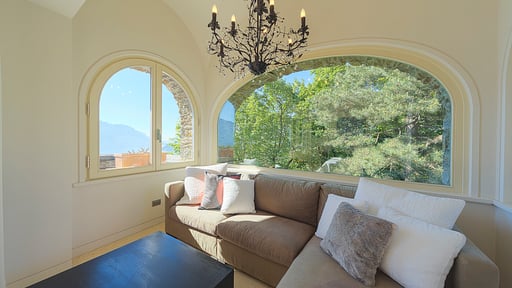 Villa Le Camelie Bedroom 1