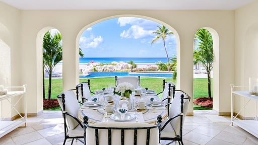 Villa Le Chateau Des Palmiers Terrace/Veranda