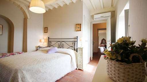 Villa Le Corchie Schlafzimmer 1