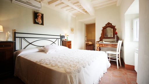 Villa Le Corchie Schlafzimmer 2