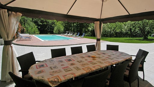 Villa Le Panche Dining area
