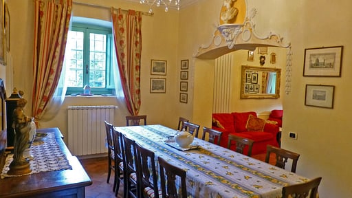 Villa Le Panche Dining area