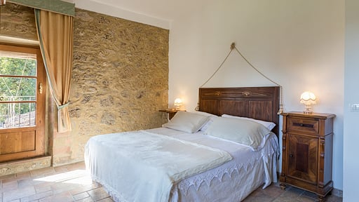 Villa Le Querce Bedroom 1