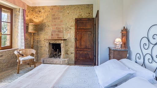 Villa Le Querce Bedroom 2