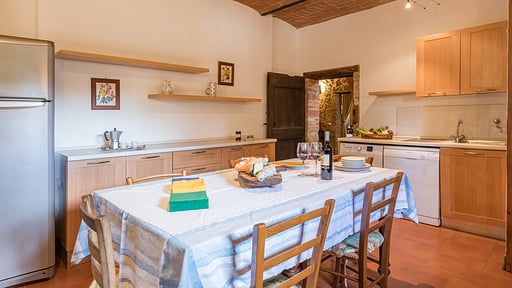 Villa Le Querce Kitchen