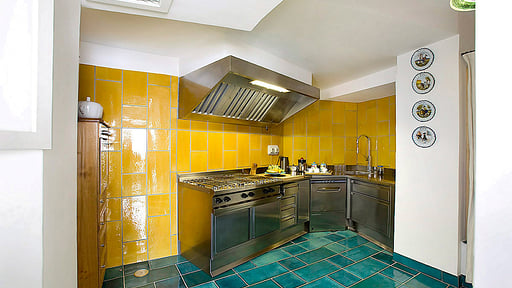 Villa Le Sirene Kitchen