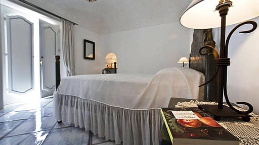 Villa Le Sirene Bedroom 5