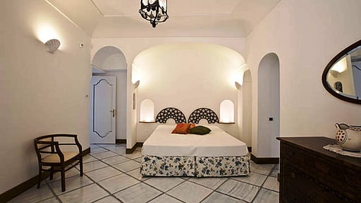 Villa Le Sirene Bedroom 3