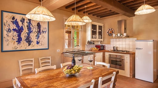 Villa Le Vigne 6 Dining area