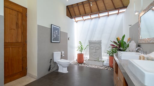 Villa Lea Besar Bedroom 4