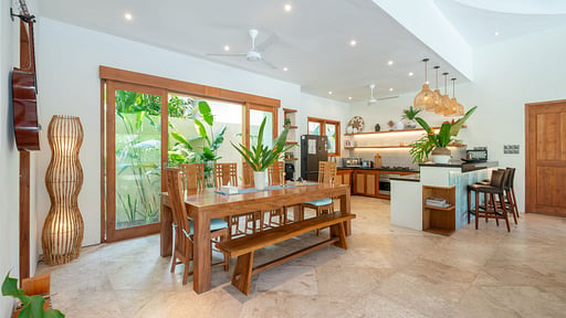 Villa Lea Estate Dining area 2