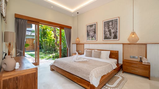 Villa Lea Estate Bedroom 2