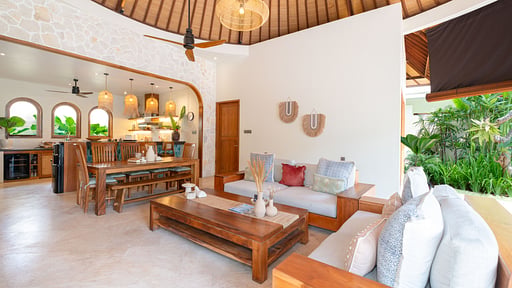 Villa Lea Estate Living room 1