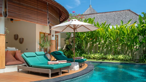 Villa Lea Estate Swimming pool 1