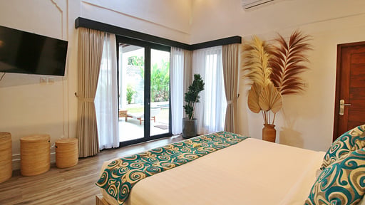 Villa Lebah Bedroom 1