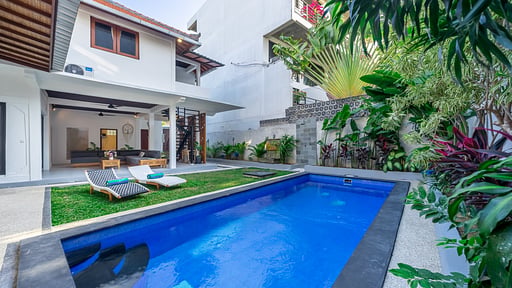 Villa Lebah Swimming pool