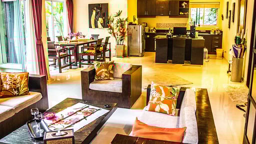 Villa Leelawadee Karon Living room