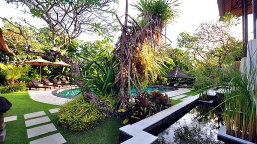Villa Leha Leha Swimming pool 1