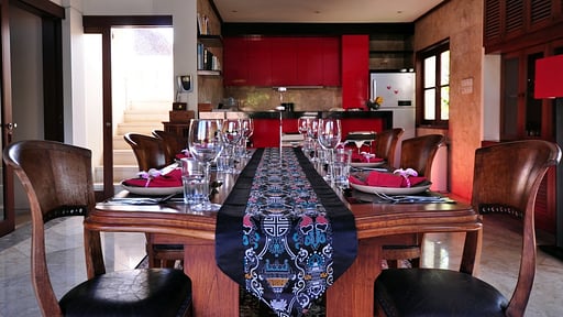 Villa Leha Leha Dining area