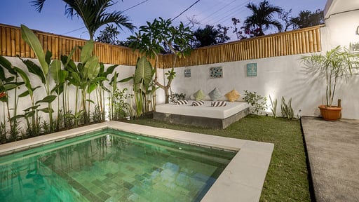 Villa Lemone One in Seminyak, Bali (2 bedrooms) - Best Price & Reviews!