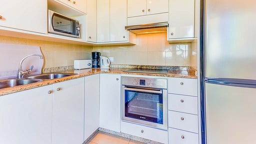 Villa Les Aguiles Kitchen