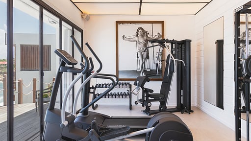 Villa Les Lataniers Fitnessraum