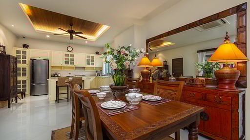 Villa Leti Dining area