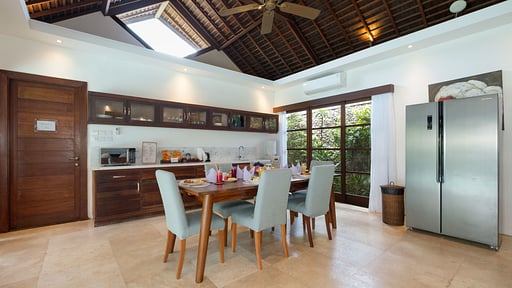 Villa LI Zona de comedor