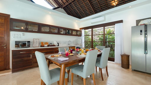 Villa LI Zona de comedor