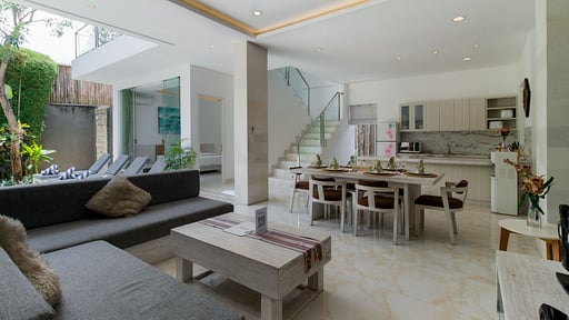 Villa Liela Rose Living room