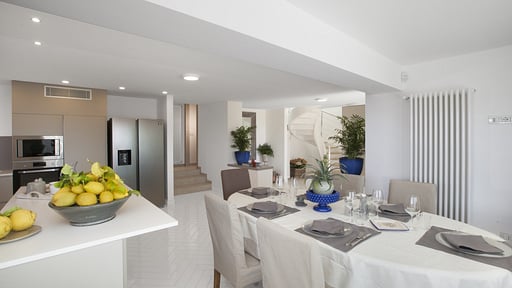 Villa Ligea Dining area