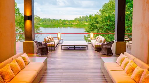 Villa Lily Pod Living room