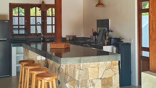 Villa Limasan Dining area