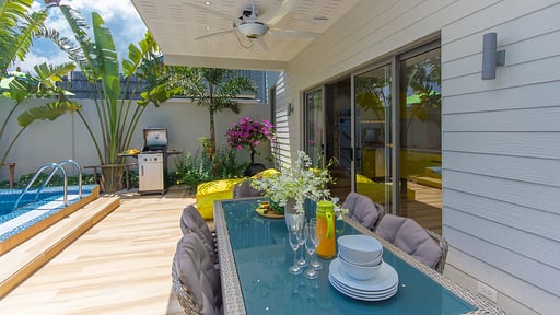 Villa Limoncello Dining area