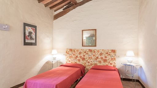 Villa Linchiano Bedroom 4